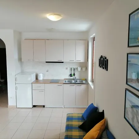 Apartment Angie - Intermezzo With Sea View In Center Of Rabac Exterior photo