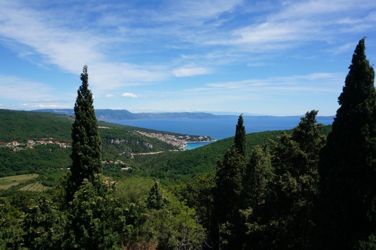 Angie - Intermezzo With Sea View In Center Of