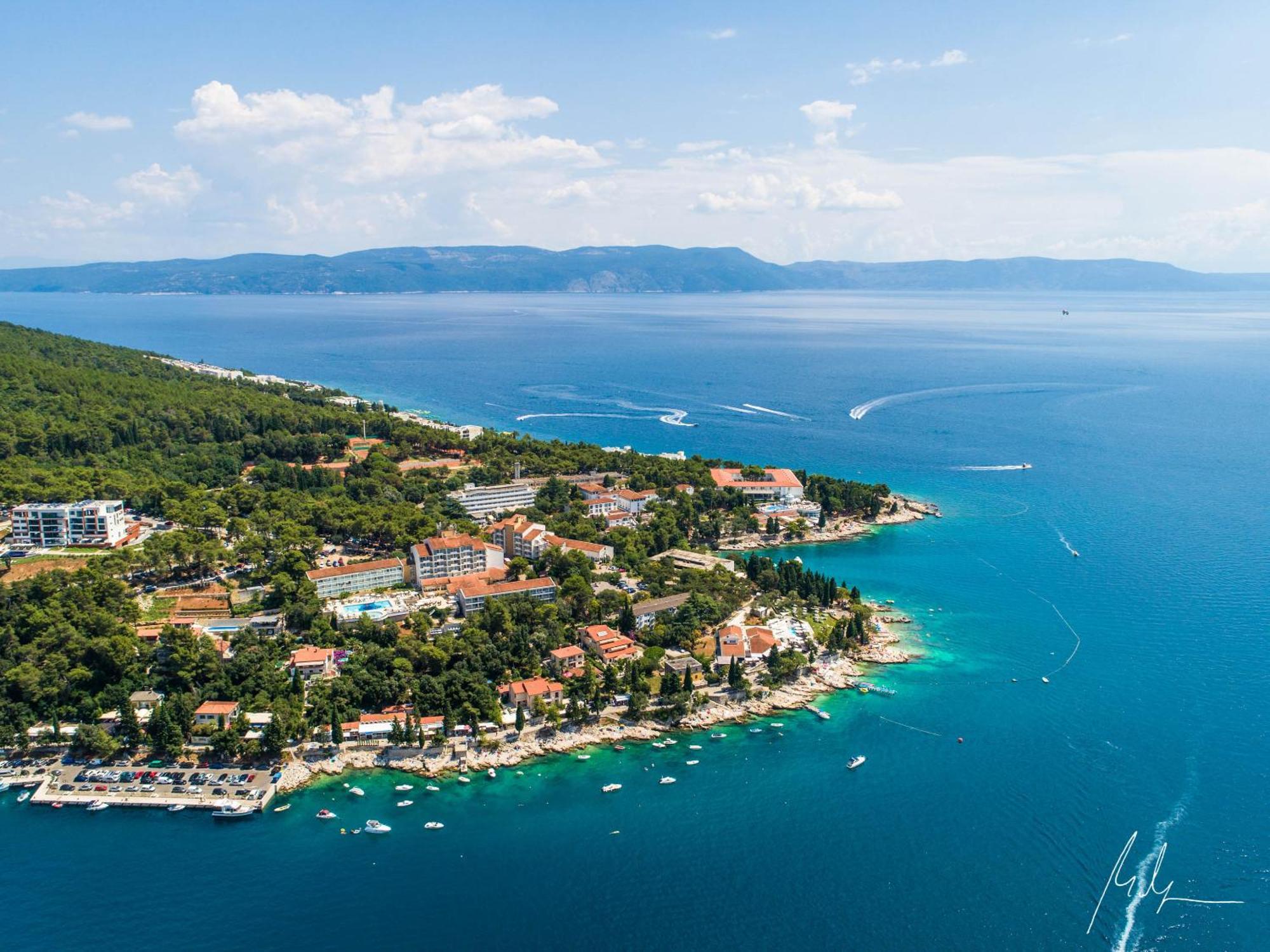 Angie - Intermezzo With Sea View In Center Of Apartment Rabac